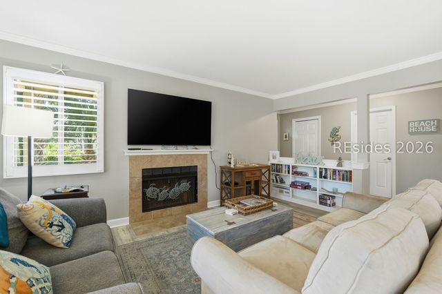 125 Shipyard Dr Apt 197, Hilton Head Island, SC 29928