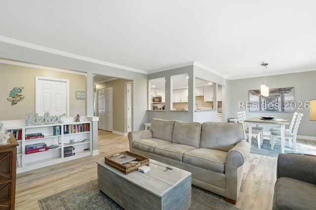 125 Shipyard Dr Apt 197, Hilton Head Island, SC 29928