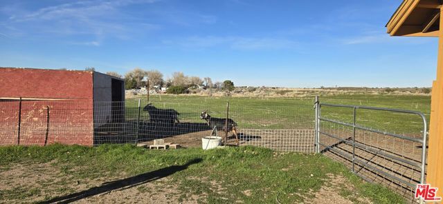 36300 Sierra Highway, Palmdale, CA 93550