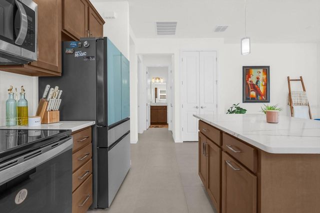 1911 SPRING SHOWER CIRCLE, Kissimmee, FL 34744