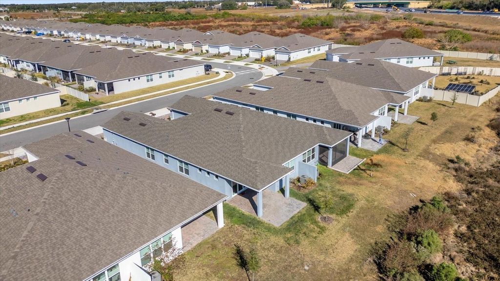 Image 40 of property listing at 1911 SPRING SHOWER CIRCLE, Kissimmee, FL 34744