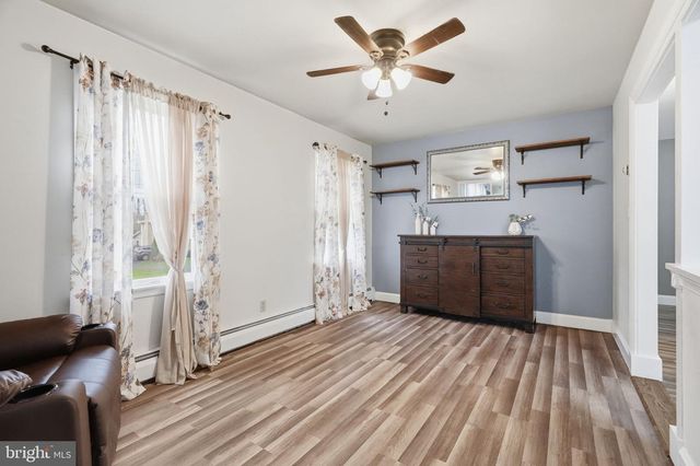 5193 VERA CRUZ RD, Center Valley, PA 18034