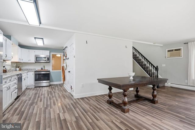 5193 VERA CRUZ RD, Center Valley, PA 18034