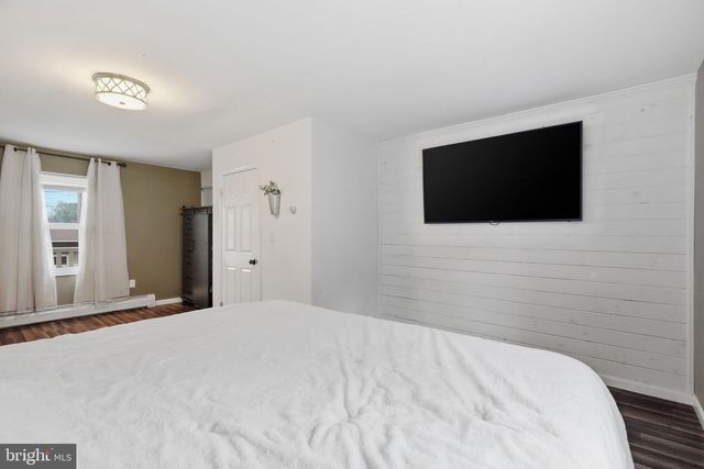 5193 VERA CRUZ RD, Center Valley, PA 18034