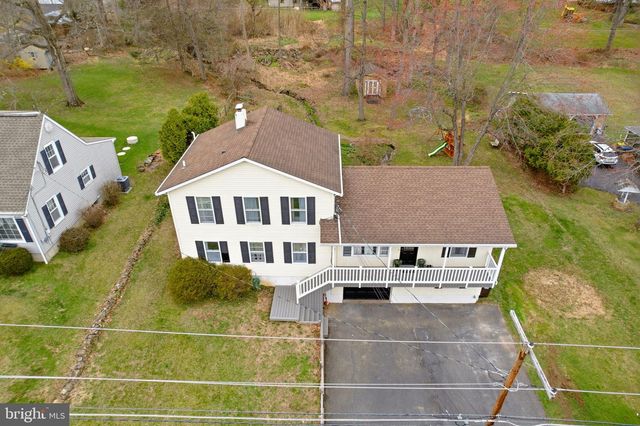 5193 VERA CRUZ RD, Center Valley, PA 18034