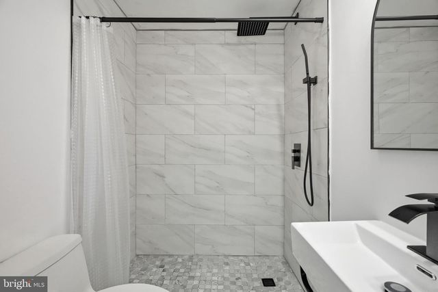 5193 VERA CRUZ RD, Center Valley, PA 18034