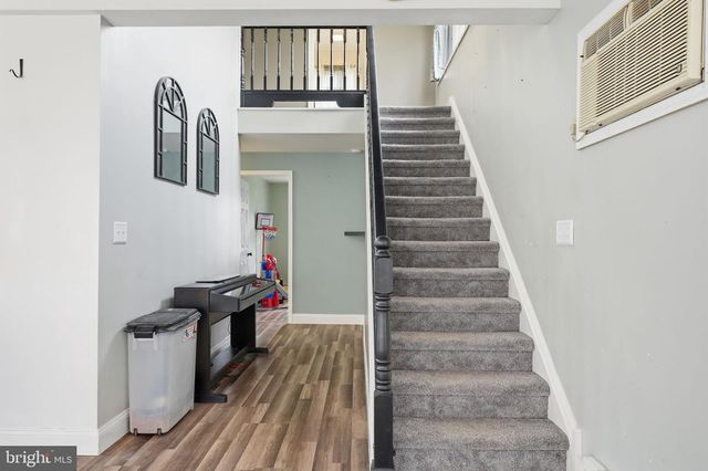 5193 VERA CRUZ RD, Center Valley, PA 18034