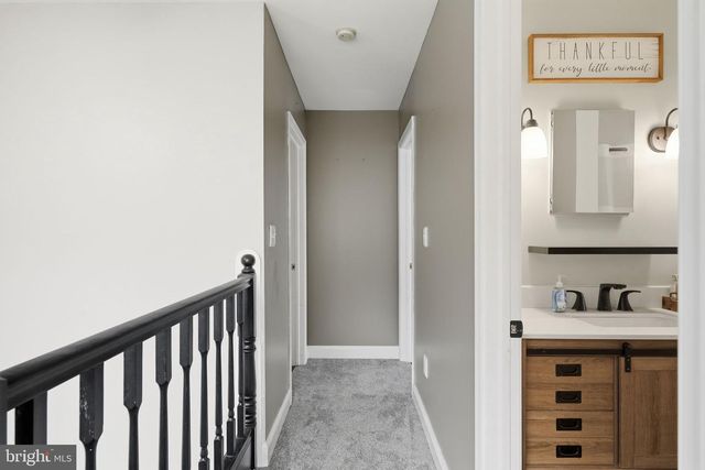 5193 VERA CRUZ RD, Center Valley, PA 18034