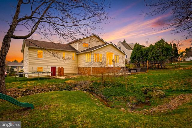 5193 VERA CRUZ RD, Center Valley, PA 18034