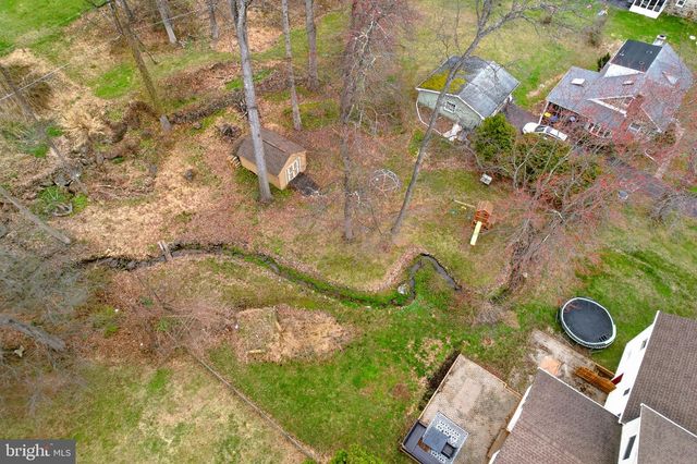 5193 VERA CRUZ RD, Center Valley, PA 18034