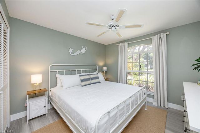 2656 River Reach DR, Naples, FL 34104