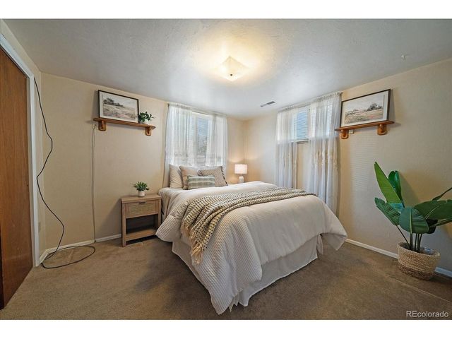 8485 W 52nd Ave, Arvada, CO 80002