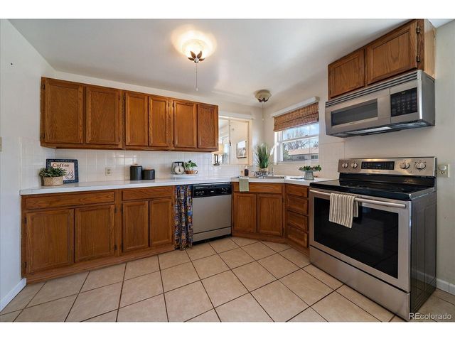 8485 W 52nd Ave, Arvada, CO 80002