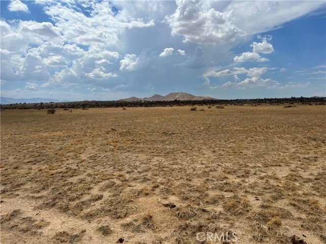 215 E Ste Vic Avenue I11 Ste, Lancaster, CA 93535