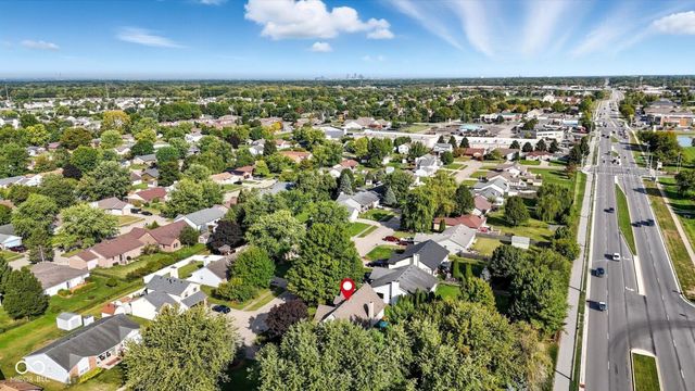 8255 Lynn Drive, Indianapolis, IN 46237