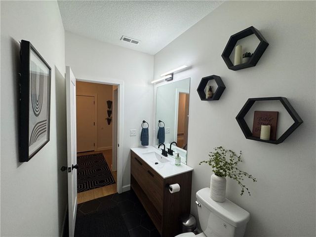 111 W 16th Terrace, Eudora, KS 66025