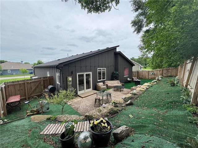 111 W 16th Terrace, Eudora, KS 66025