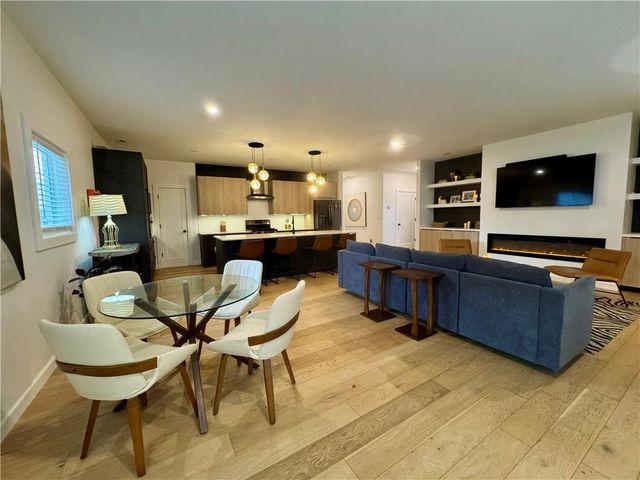 111 W 16th Terrace, Eudora, KS 66025