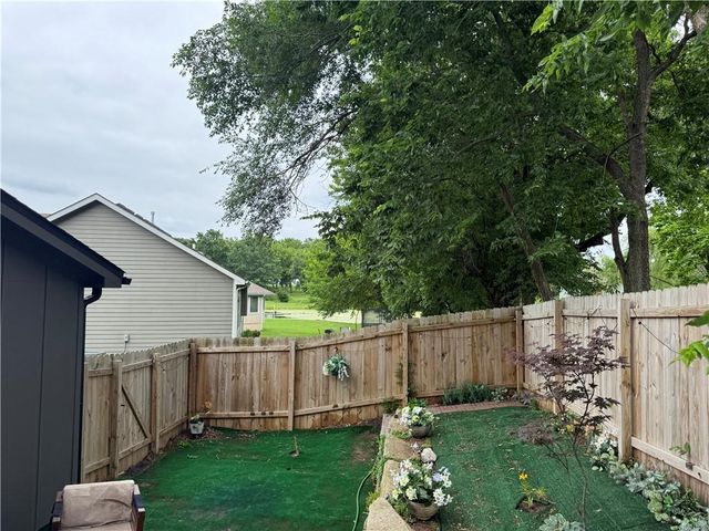 111 W 16th Terrace, Eudora, KS 66025
