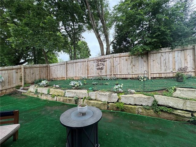 111 W 16th Terrace, Eudora, KS 66025