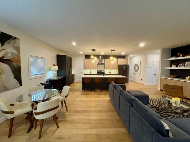 111 W 16th Terrace, Eudora, KS 66025
