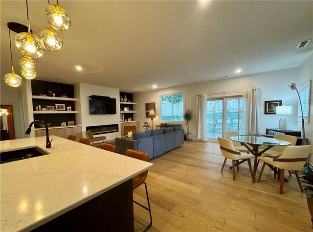 111 W 16th Terrace, Eudora, KS 66025