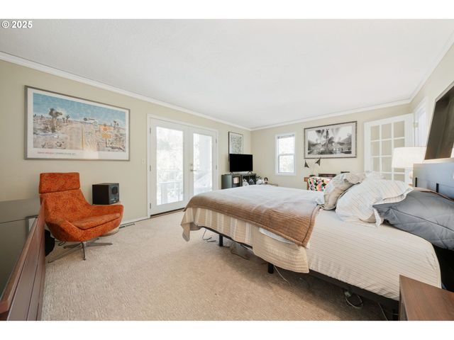 2904 Se BERKELEY Pl, Portland, OR 97202