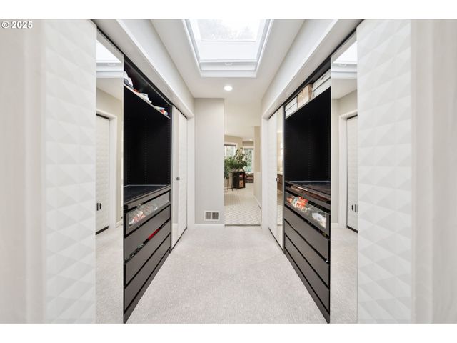 2904 Se BERKELEY Pl, Portland, OR 97202