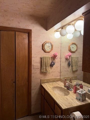 1409 Mesa, Ardmore, OK 73401