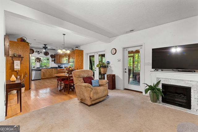 6536 Luthersville Road, Gay, GA 30218