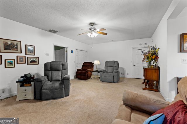 6536 Luthersville Road, Gay, GA 30218