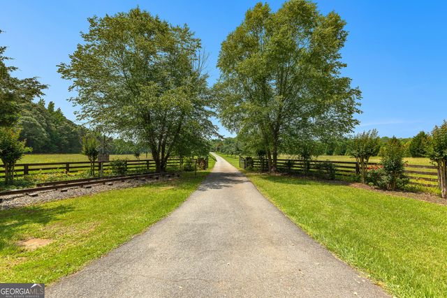 6536 Luthersville Road, Gay, GA 30218