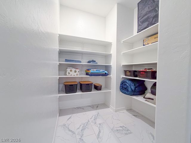 3184 Mossfield Avenue, Henderson, NV 89502