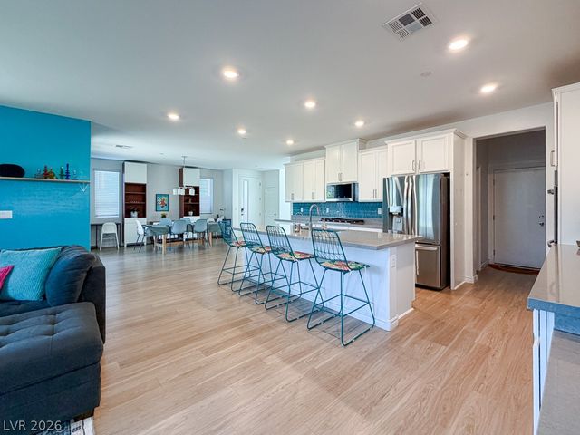 3184 Mossfield Avenue, Henderson, NV 89502