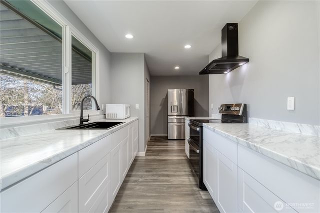 365 SE Highland Park Drive, College Place, WA 99324