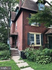 100 N CLIFTON AVE, Aldan, PA 19018