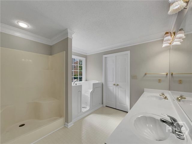 184 Hillsborough Drive, Athens, GA 30606