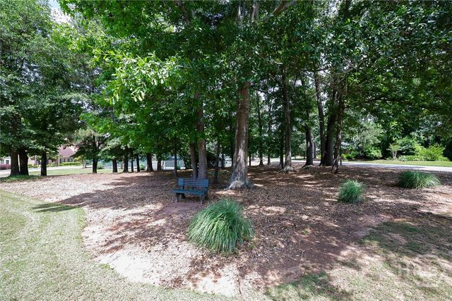 184 Hillsborough Drive, Athens, GA 30606