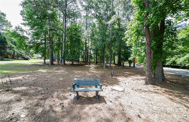 184 Hillsborough Drive, Athens, GA 30606