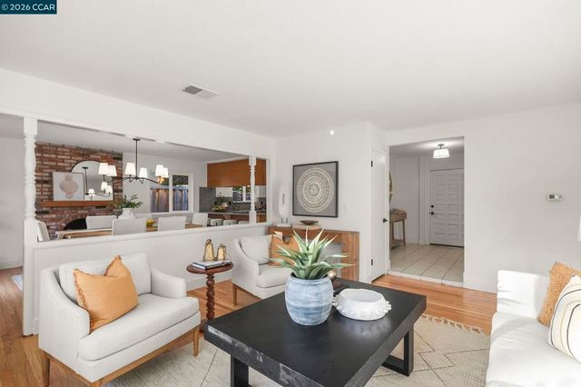 9689 Davona Dr, San Ramon, CA 94583