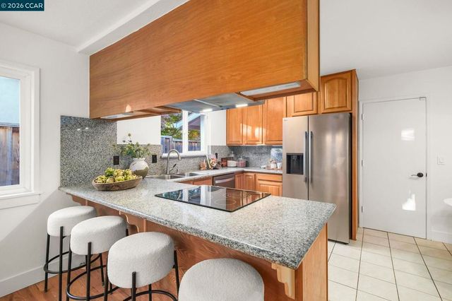 9689 Davona Dr, San Ramon, CA 94583
