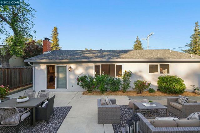 9689 Davona Dr, San Ramon, CA 94583