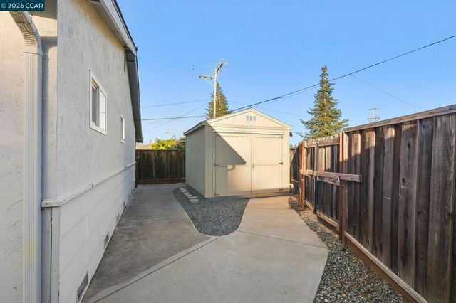9689 Davona Dr, San Ramon, CA 94583