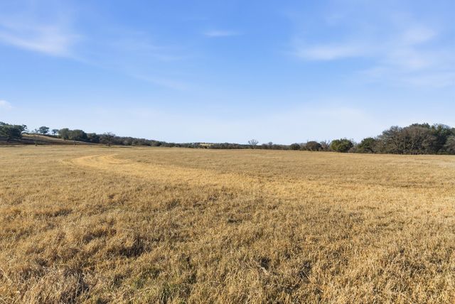 10501 Mitchell Bend Court, Granbury, TX 76048