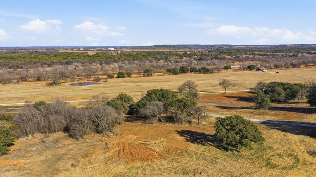 10501 Mitchell Bend Court, Granbury, TX 76048
