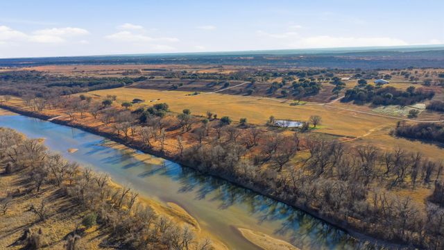 10501 Mitchell Bend Court, Granbury, TX 76048