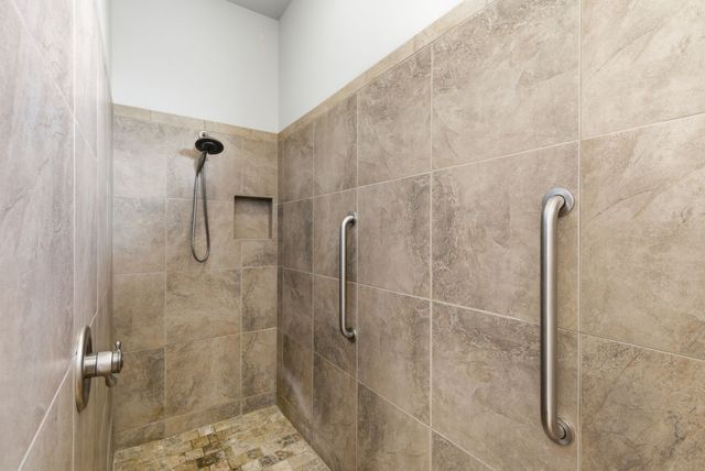 10501 Mitchell Bend Court, Granbury, TX 76048