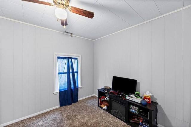 140 Walnut Avenue, Osawatomie, KS 66064