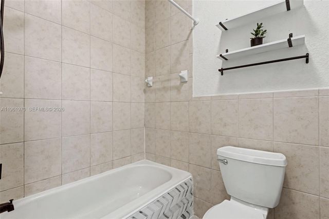 11647 NE 18th Dr 11647, North Miami, FL 33181