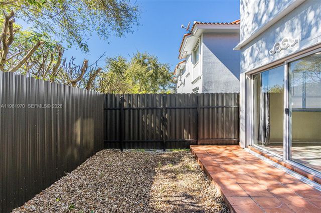 11647 NE 18th Dr 11647, North Miami, FL 33181